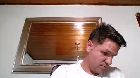 cristopher3042 online show from 09-23-25, 10:35