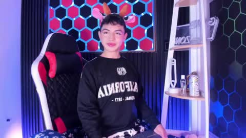 Cristopher  online show from 05-28-26, 04:21