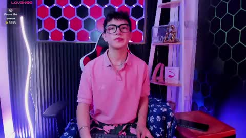 Snapshot of cristopher_wild chatting on 06-27-26, 08:36 Cristopher online show from 06-27-26, 08:36