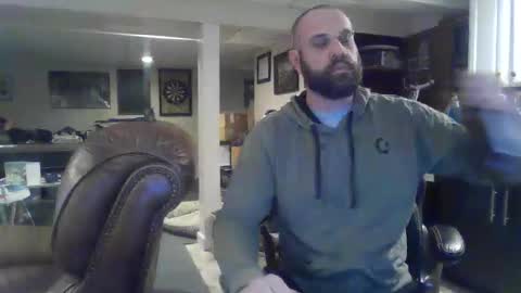 Snapshot of crm400 chatting on 11-29-25, 03:09 billybasement online show from 11-29-25, 03:09