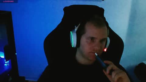 Snapshot of croissant911 chatting on 12-17-24, 01:16 Anderson online show from 12-17-24, 01:16