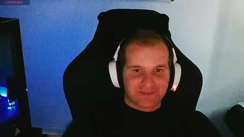 Snapshot of croissant911 chatting on 12-19-24, 11:29 Anderson online show from 12-19-24, 11:29