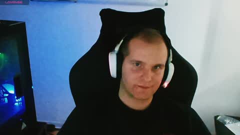 Snapshot of croissant911 chatting on 01-16-25, 10:32 Anderson online show from 01-16-25, 10:32