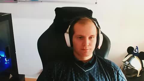 Snapshot of croissant911 chatting on 02-19-25, 08:22 Anderson online show from 02-19-25, 08:22