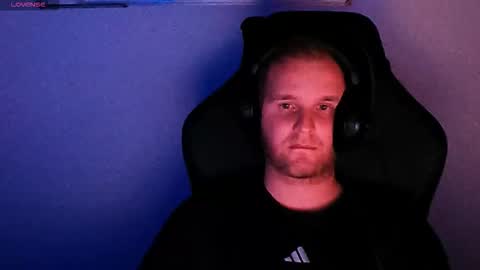 Snapshot of croissant911 chatting on 09-09-25, 01:49 Anderson online show from 09-09-25, 01:49