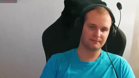 Snapshot of croissant911 chatting on 09-19-25, 11:44 Anderson online show from 09-19-25, 11:44