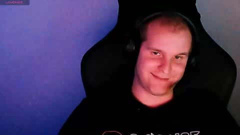 Snapshot of croissant911 chatting on 10-11-25, 06:50 Anderson online show from 10-11-25, 06:50