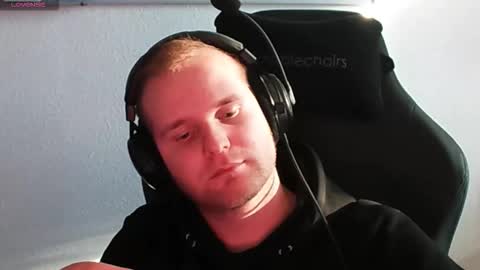 Snapshot of croissant911 chatting on 01-08-26, 10:39 Anderson online show from 01-08-26, 10:39