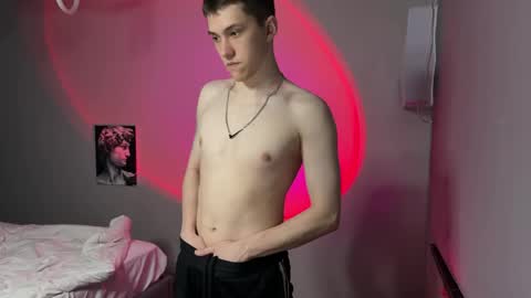 cronck52 online show from 04-20-26, 03:37