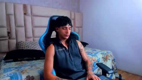 Croy online show from 03-17-26, 04:32