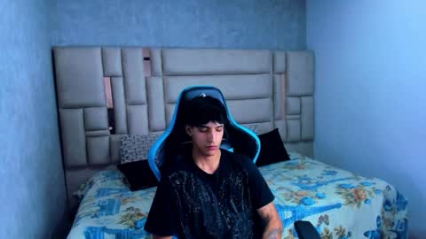 Croy online show from 04-06-26, 06:58