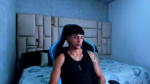 Croy online show from 04-15-26, 09:26