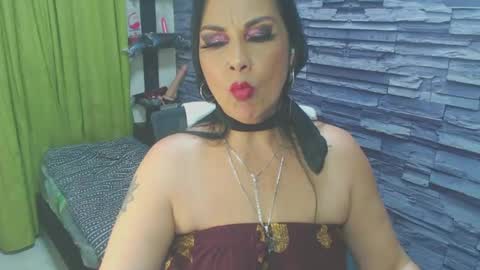 Snapshot of cruela_deviil chatting on 12-03-24, 11:46 cruela_deviil online show from 12-03-24, 11:46
