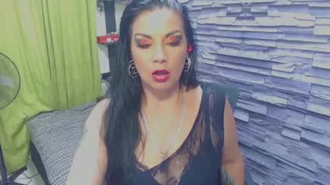 Snapshot of cruela_deviil chatting on 02-27-25, 07:55 cruela_deviil online show from 02-27-25, 07:55