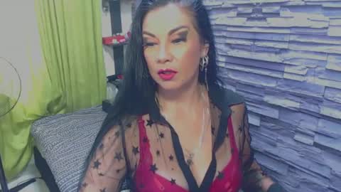 Snapshot of cruela_deviil chatting on 03-01-25, 05:05 cruela_deviil online show from 03-01-25, 05:05