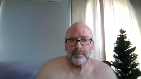Snapshot of cruising_guy chatting on 04-27-26, 12:58 fun guy online show from 04-27-26, 12:58