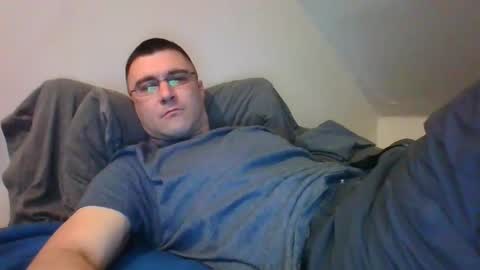 Snapshot of crush380 chatting on 03-12-25, 11:54 Crush380 online show from 03-12-25, 11:54