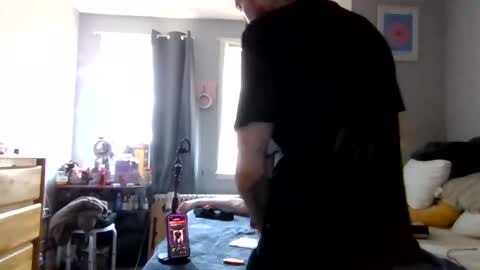 cruz815 online show from 04-01-26, 04:04