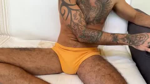 Snapshot of cruz_hunterxxx chatting on 06-14-26, 07:49 cruz_hunterxxx online show from 06-14-26, 07:49