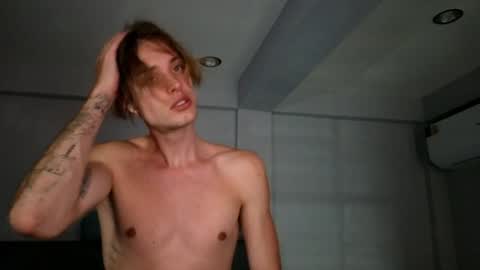 Lin inst lingoodyy online show from 02-01-25, 02:02