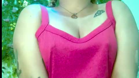 Snapshot of crysrus chatting on 06-26-26, 12:48 crysrus online show from 06-26-26, 12:48