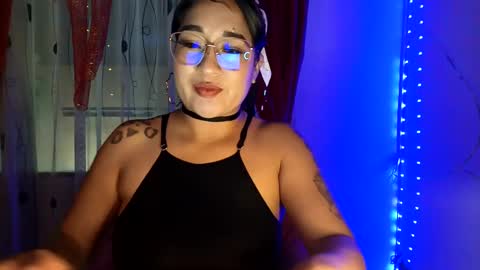 Snapshot of crystal_669 chatting on 12-09-24, 07:06 carol online show from 12-09-24, 07:06