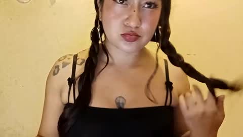 Snapshot of crystal_669 chatting on 02-04-26, 02:50 carol online show from 02-04-26, 02:50