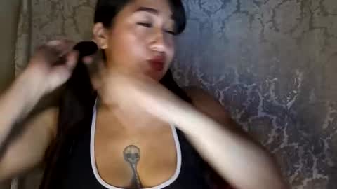 Snapshot of crystal_669 chatting on 02-23-26, 01:36 carol online show from 02-23-26, 01:36