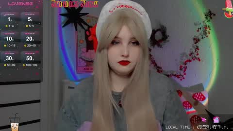 Snapshot of crystal__chris chatting on 12-13-24, 07:21 Chris online show from 12-13-24, 07:21