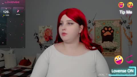 Snapshot of crystal__chris chatting on 10-28-25, 05:26 Chris online show from 10-28-25, 05:26