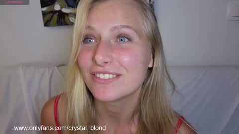 Snapshot of crystal_blond chatting on 09-09-25, 10:20 Crystal online show from 09-09-25, 10:20
