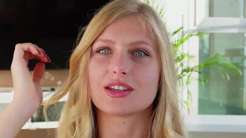 Crystal online show from 02-12-26, 05:19