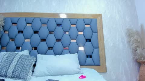 crystal_sm online show from 04-07-26, 03:07