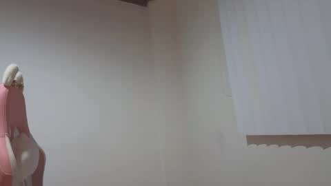 Crystal Blaze online show from 12-17-25, 10:21