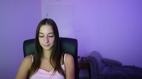 Snapshot of crystalbrunette18 chatting on 07-04-26, 01:06 Crystalbrunette18 online show from 07-04-26, 01:06
