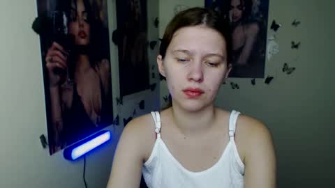 Stella online show from 01-11-26, 01:27