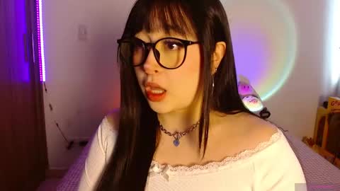 Olivia  online show from 04-20-26, 12:30