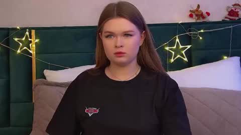 Crystal online show from 12-18-25, 06:30