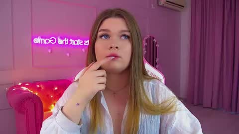 Crystal online show from 12-19-25, 10:11