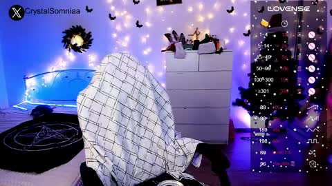 Sasha    Make me moan with patterns   good music here  online show from 12-23-24, 01:29