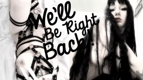 Snapshot of crystalsomnia chatting on 02-08-26, 04:43 Sasha Make me moan with patterns good music here online show from 02-08-26, 04:43