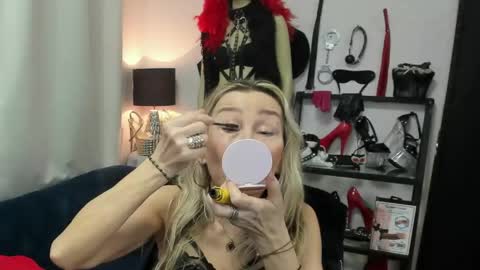 CrystalHotty online show from 04-16-26, 04:35