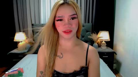 bea takashi  online show from 05-17-26, 09:38