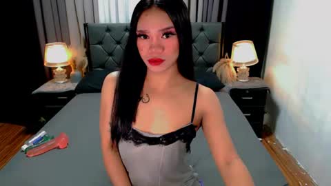Snapshot of crytastal_lust1212 chatting on 07-04-26, 09:48 bea takashi online show from 07-04-26, 09:48