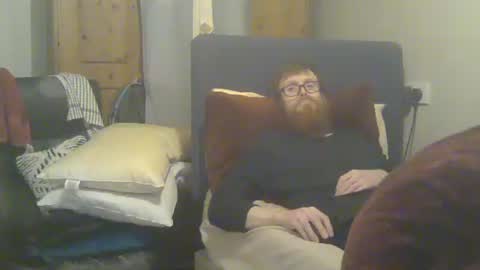 Snapshot of cs014g8493 chatting on 05-21-26, 10:39 chris online show from 05-21-26, 10:39