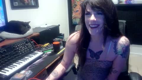     online show from 02-09-25, 05:19