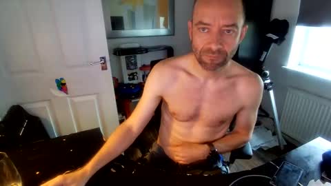cubinho online show from 05-15-26, 04:58