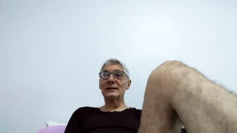Snapshot of cucaio18 chatting on 06-18-26, 01:06 BIG UNCUT HARD COCK online show from 06-18-26, 01:06