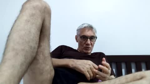 Snapshot of cucaio18 chatting on 06-25-26, 01:05 BIG UNCUT HARD COCK online show from 06-25-26, 01:05
