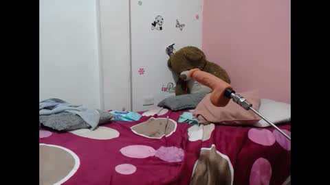 Snapshot of cucha_sexy_hard_69 chatting on 11-01-25, 10:28 cucha_sexy_hard_69 online show from 11-01-25, 10:28